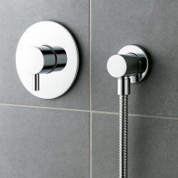 Runder Wandanschlussbogen aus Messing verchromt – stabiler Anschluss für Dusche, Duschsysteme und Badarmaturen